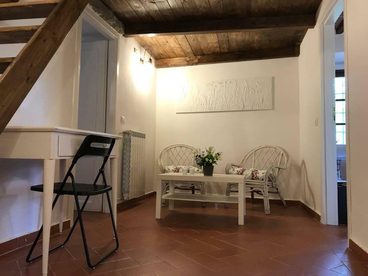 Antica Dimora Di Laura Lägenhet Barberino di Mugello Exteriör bild